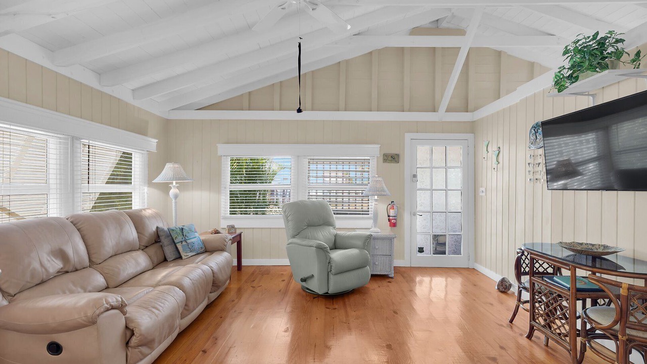 Photo of Livingroom in Marathon