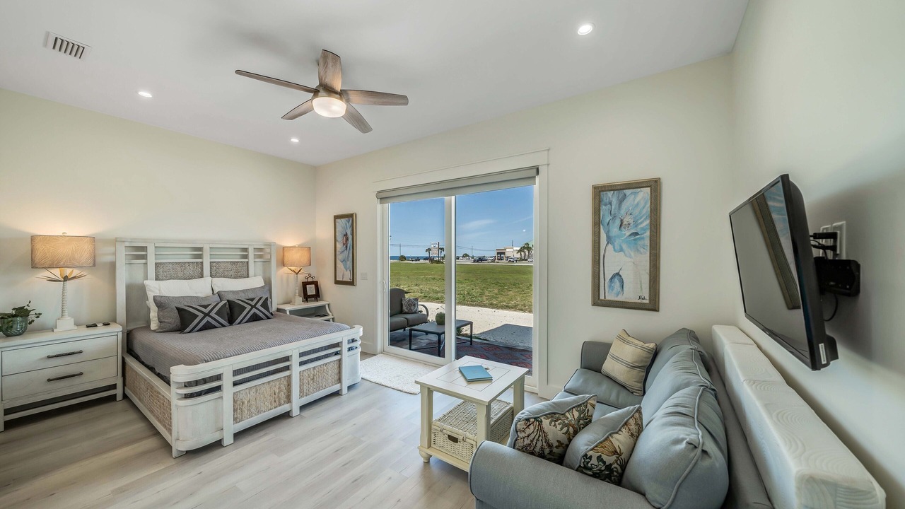 Photo of Livingroom in Laguna Beach