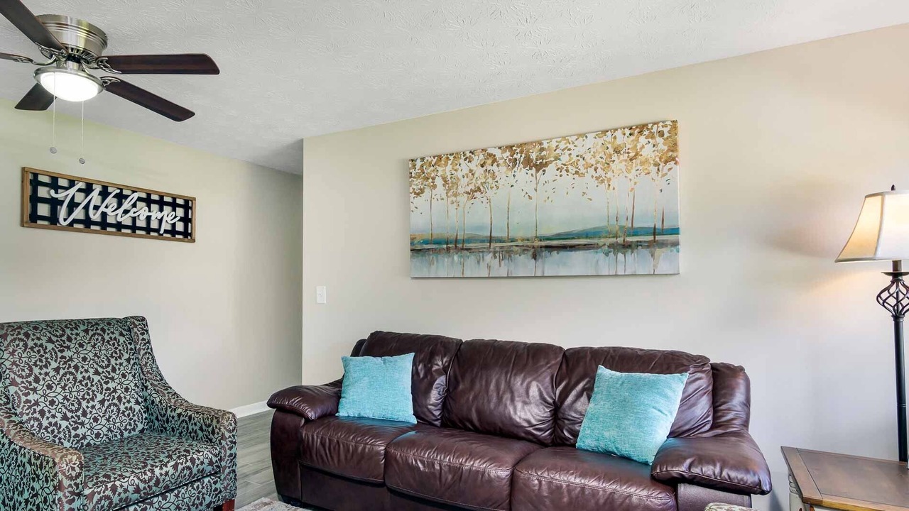 Photo of Livingroom in Orange Park