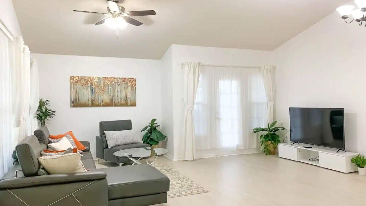 Photo of Livingroom in Alachua
