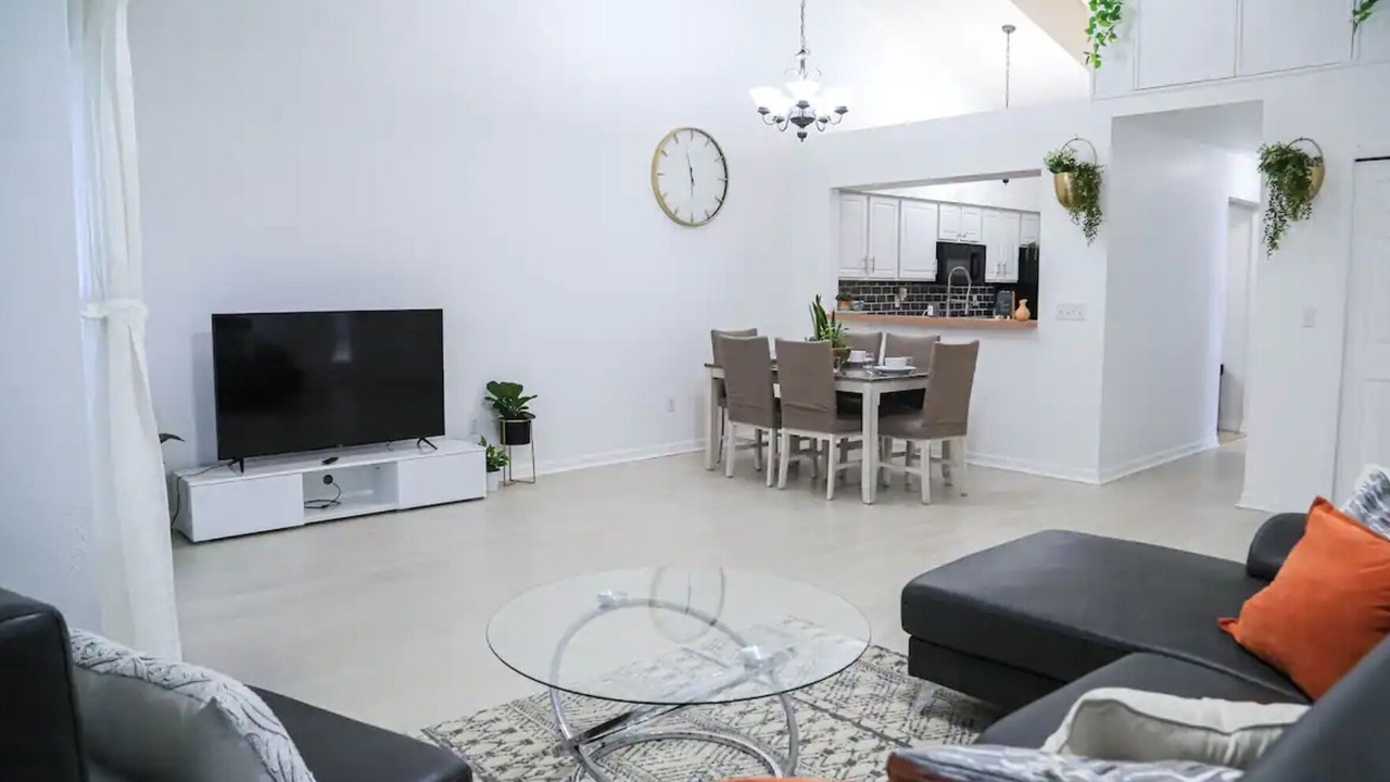 Photo of Livingroom in Alachua