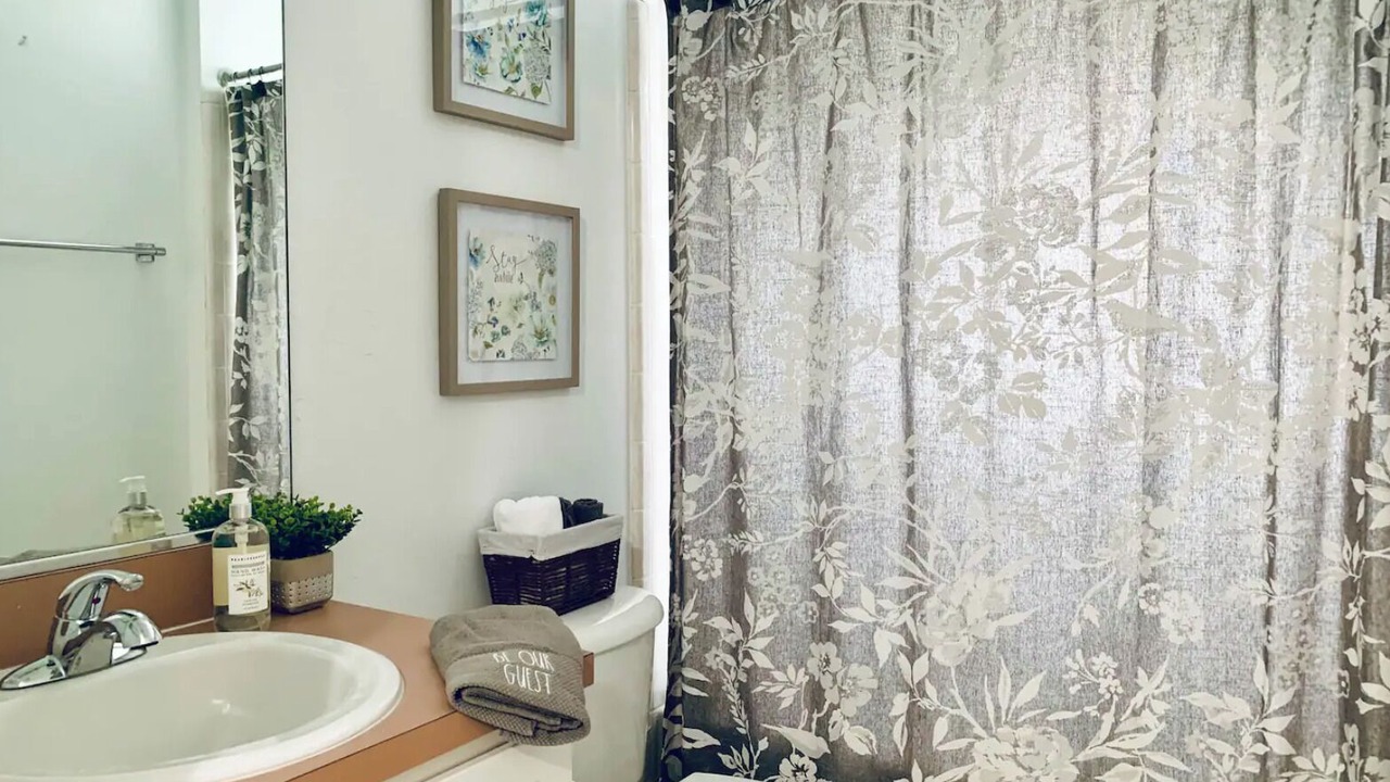 Photo of Bathroom in Alachua