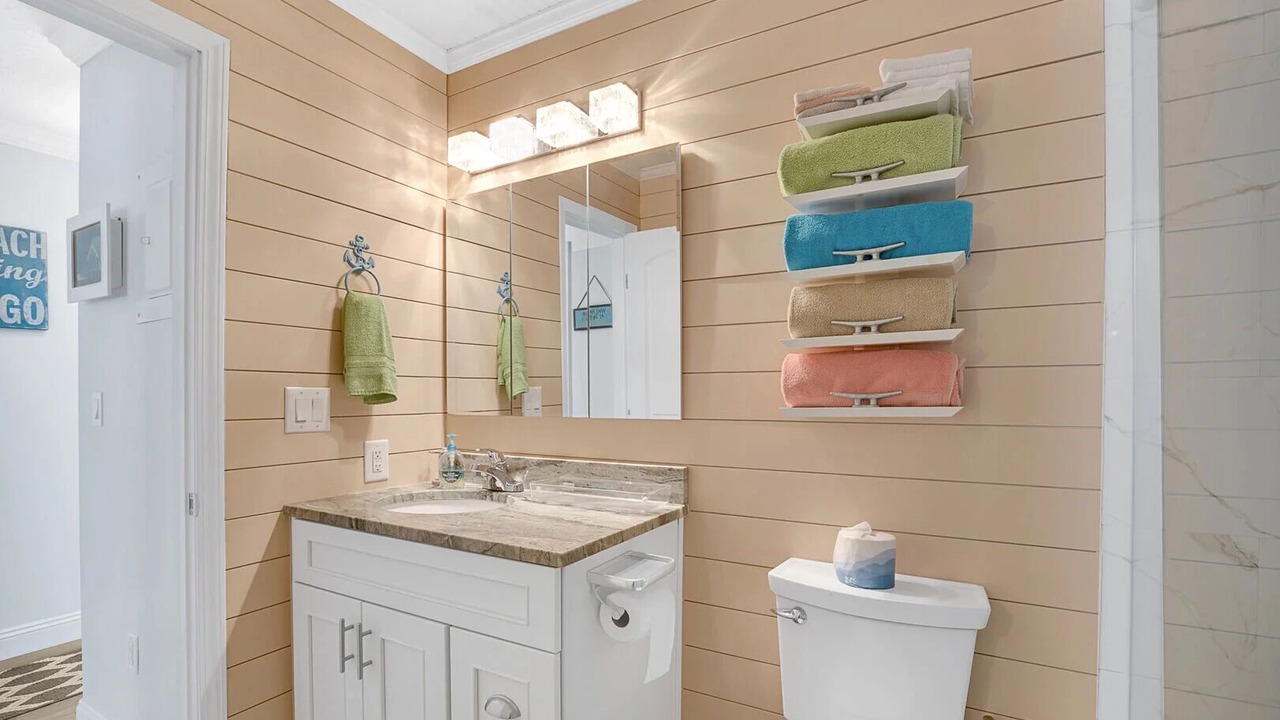 Photo of Bathroom in Lower Grand Lagoon