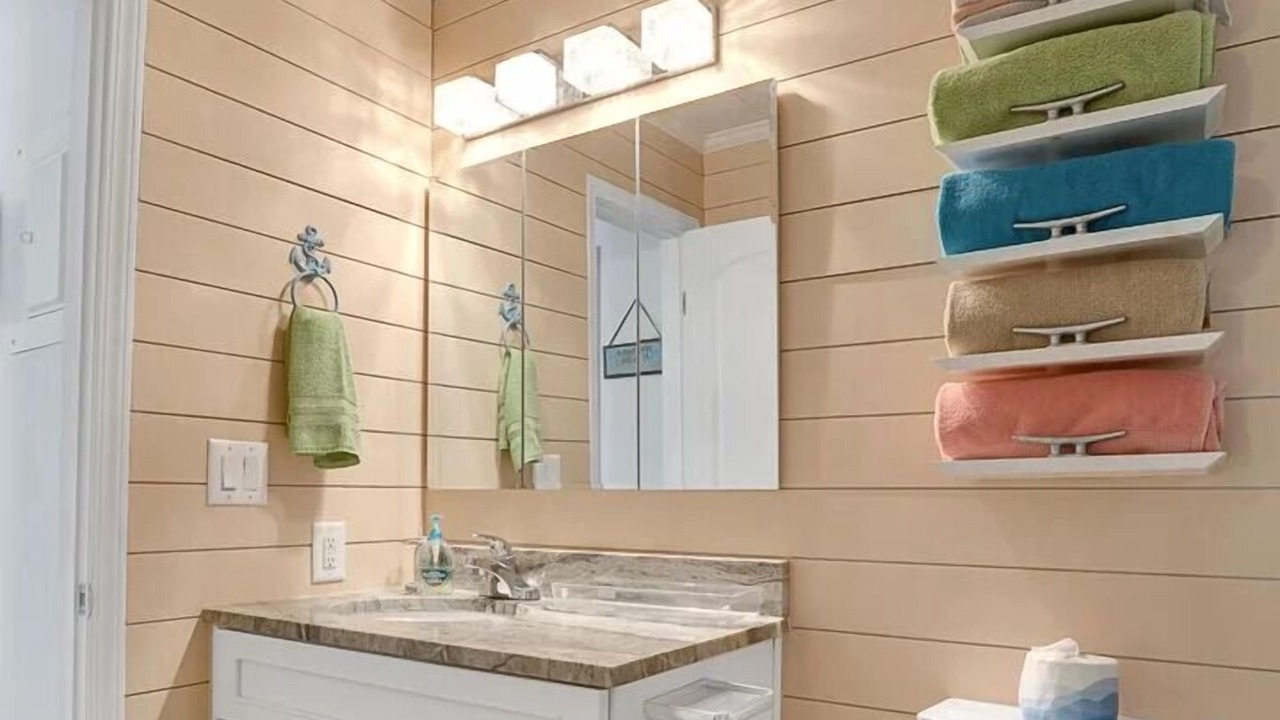 Photo of Bathroom in Lower Grand Lagoon