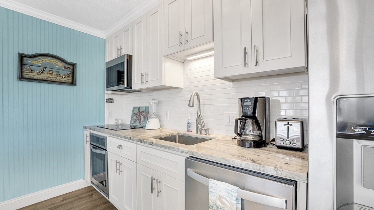 Photo of Kitchen in Lower Grand Lagoon