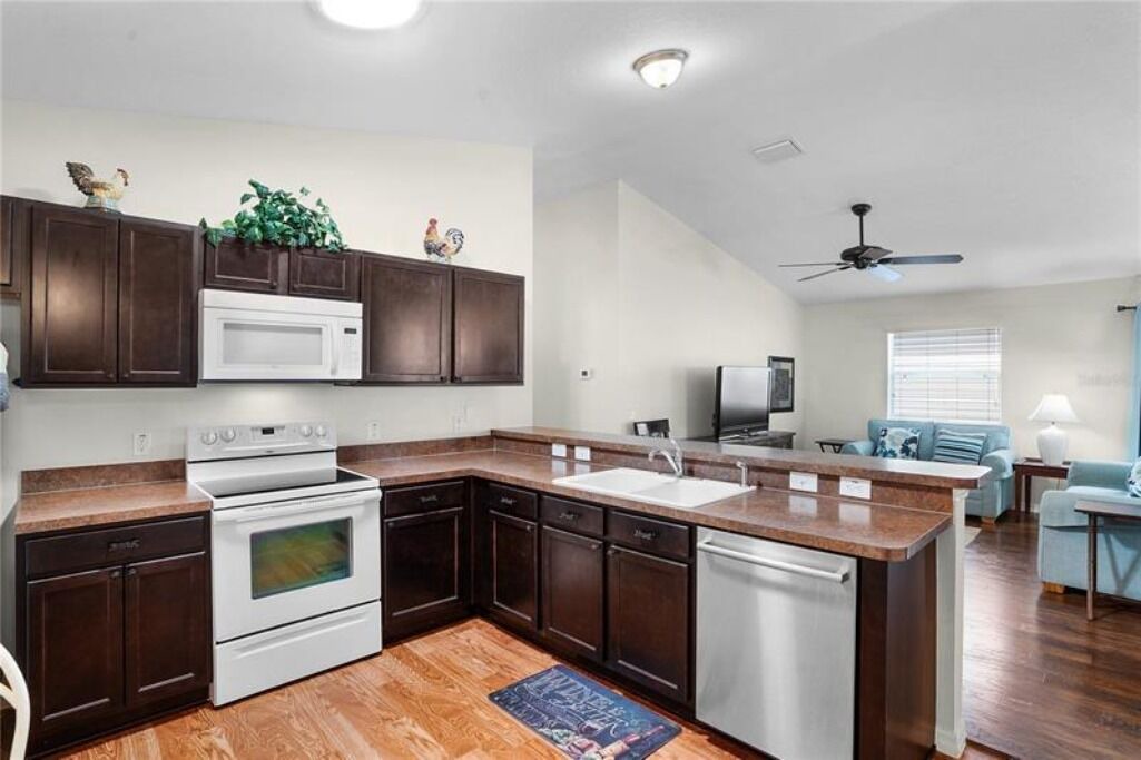 Photo of Kitchen in Buttonwood
