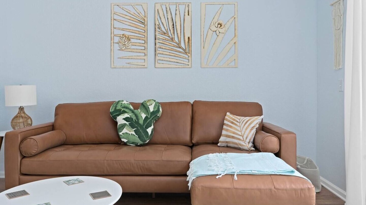Photo of Livingroom in Windsor Hills