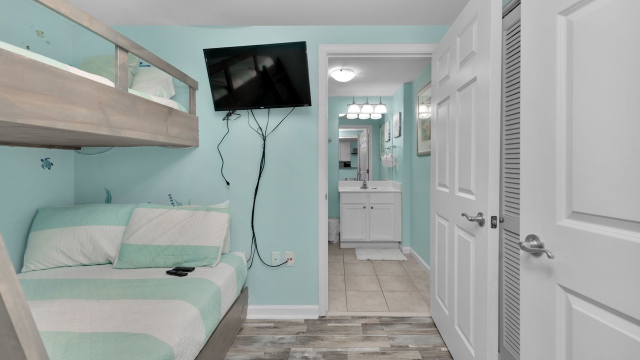 Photo of Bedroom in Destin
