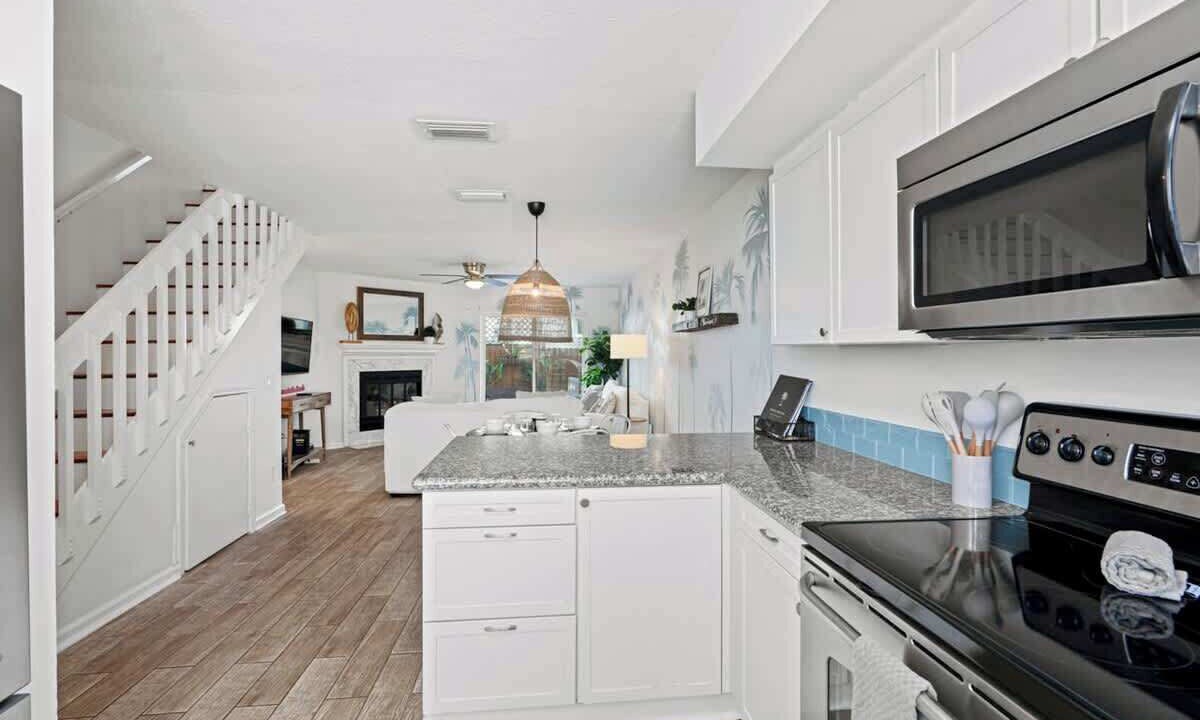Photo of Kitchen in Jacksonville Beach