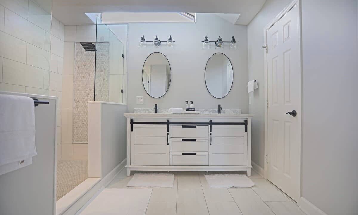 Photo of Bathroom in Jacksonville Beach