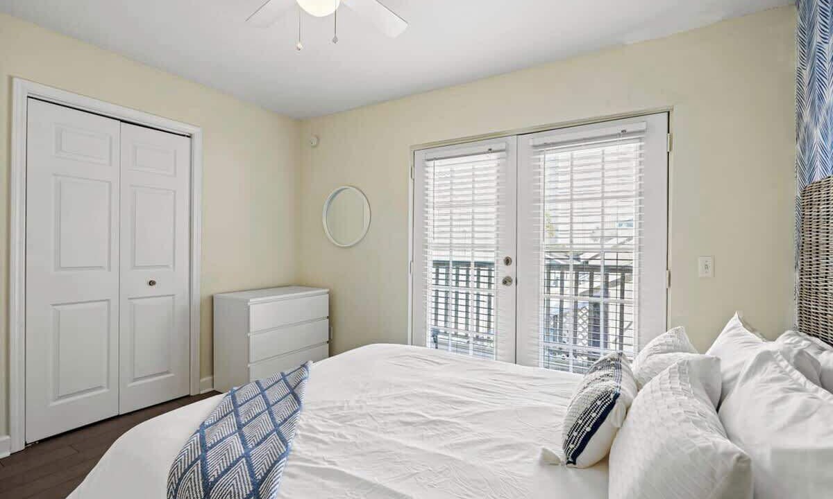 Photo of Bedroom in Jacksonville Beach