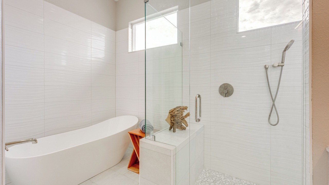 Photo of Bathroom in Island Estate
