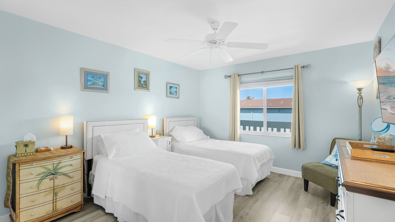 Photo of Bedroom in Bradenton Beach