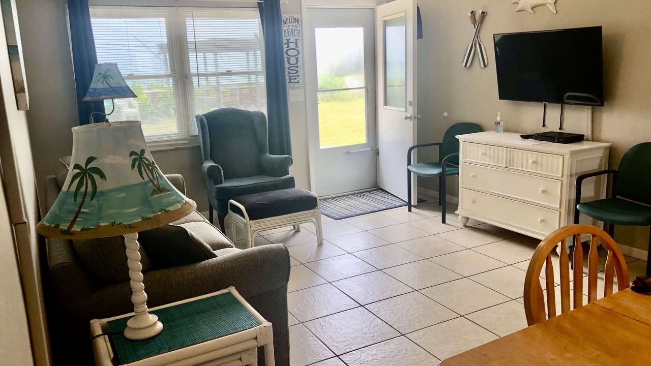 Photo of Livingroom in New Melbourne Beach