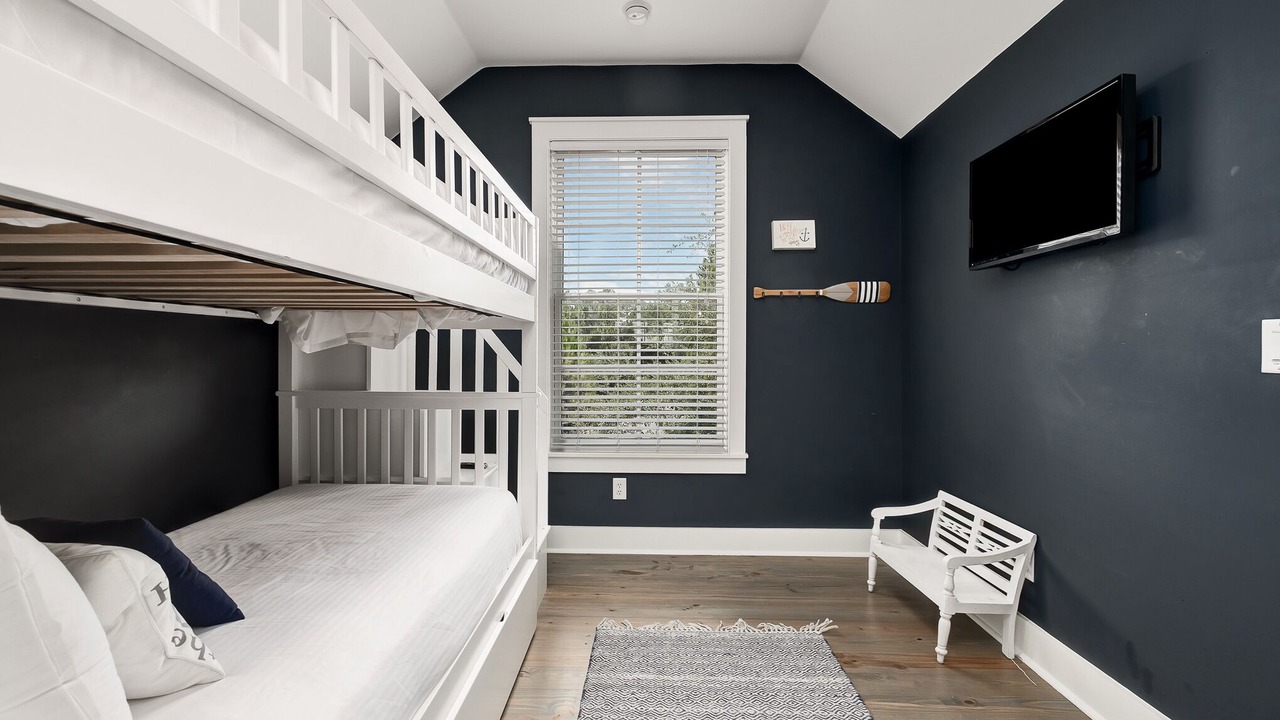 Photo of Bedroom in Forest District
