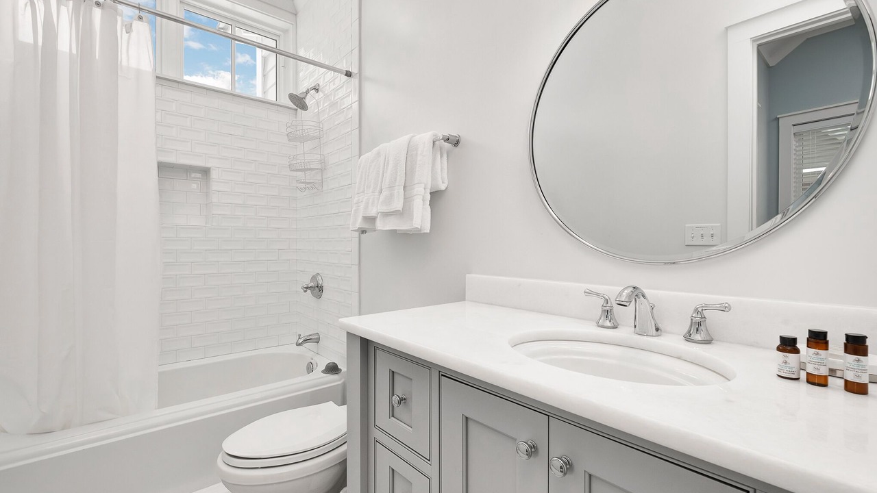 Photo of Bathroom in Forest District