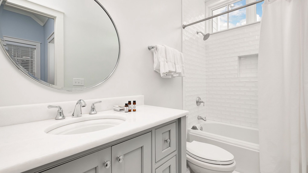 Photo of Bathroom in Forest District