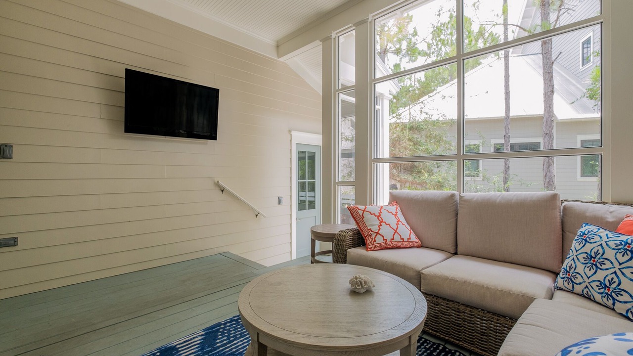 Photo of Livingroom in Forest District