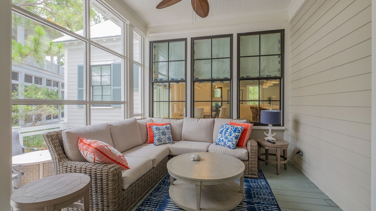 Photo of Livingroom in Forest District