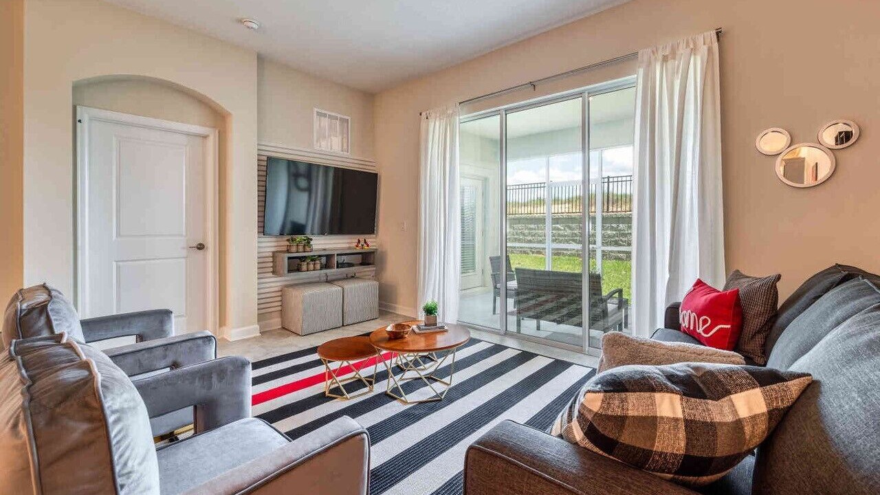Photo of Livingroom in Four Corners