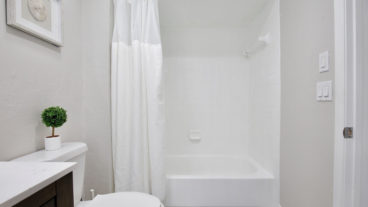 Photo of Bathroom in New Smyrna Beach