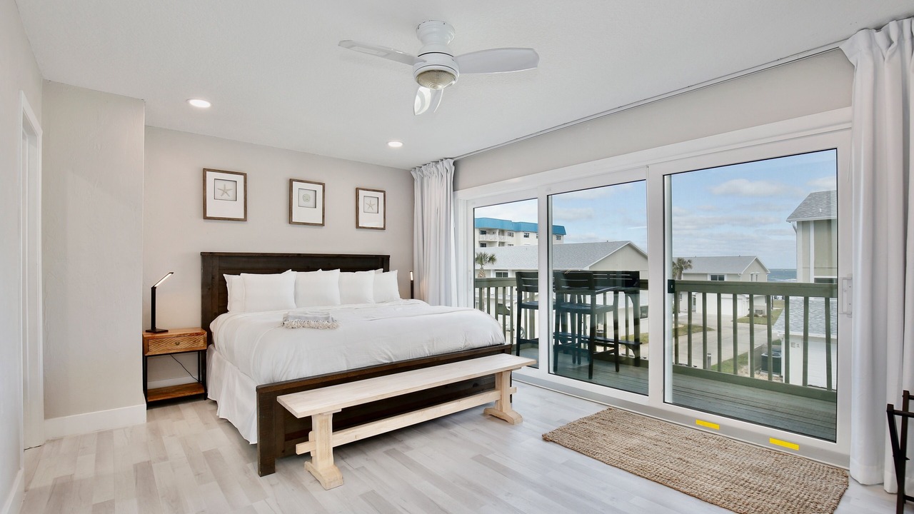 Photo of Bedroom in New Smyrna Beach