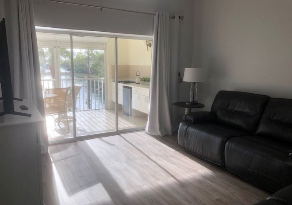 Photo of Livingroom in Naples