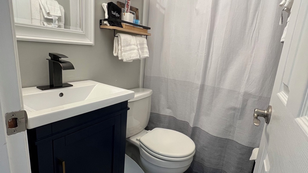 Photo of Bathroom in Crescent Beach