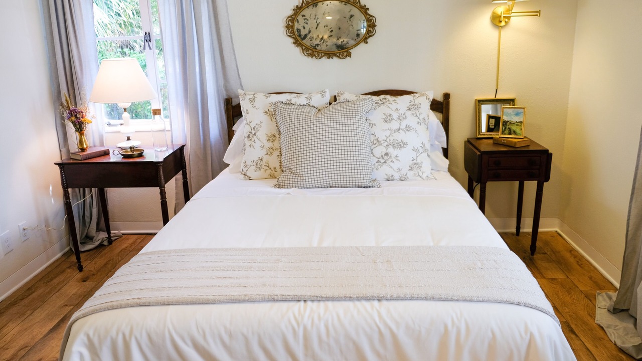 Photo of Bedroom in Fort Myers River District