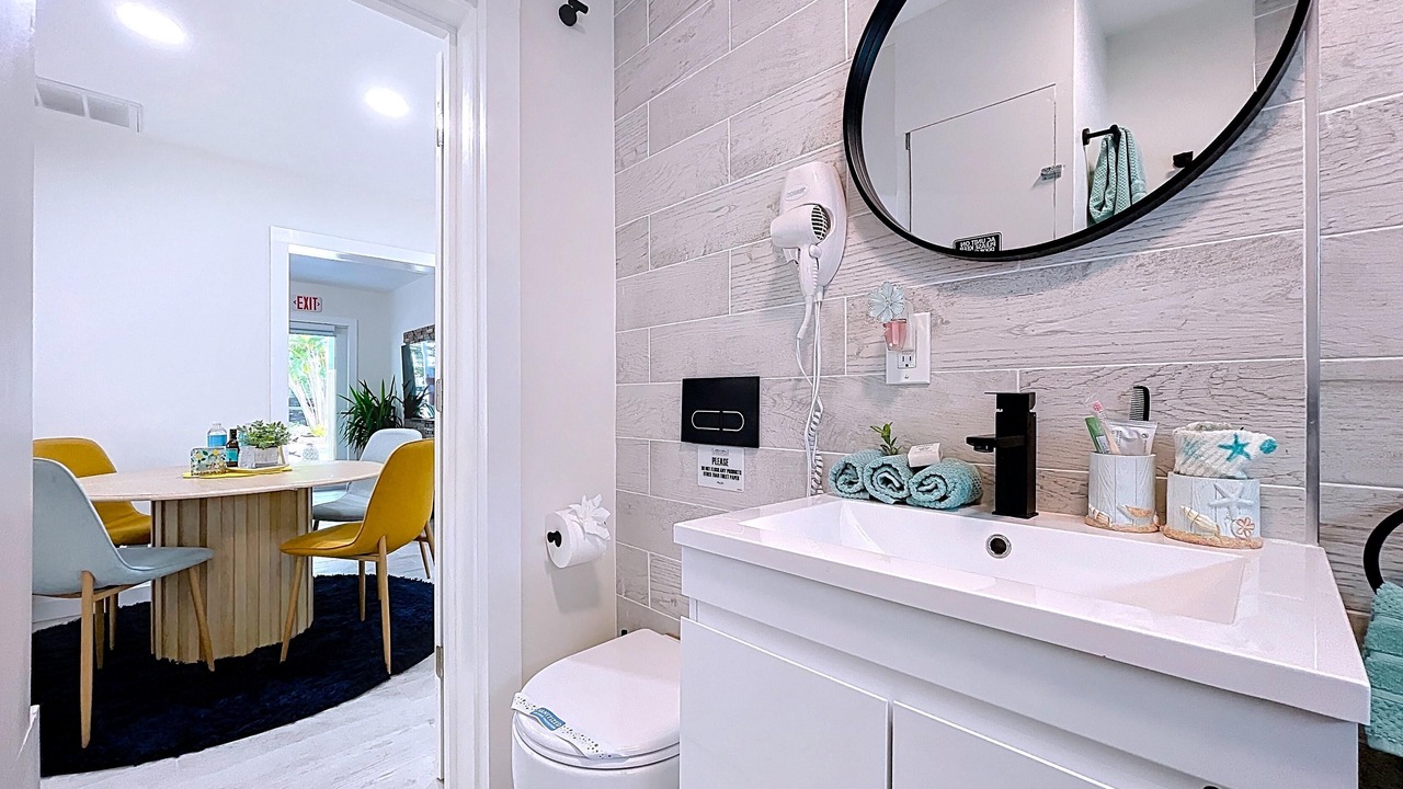 Photo of Bathroom in Holmes Beach