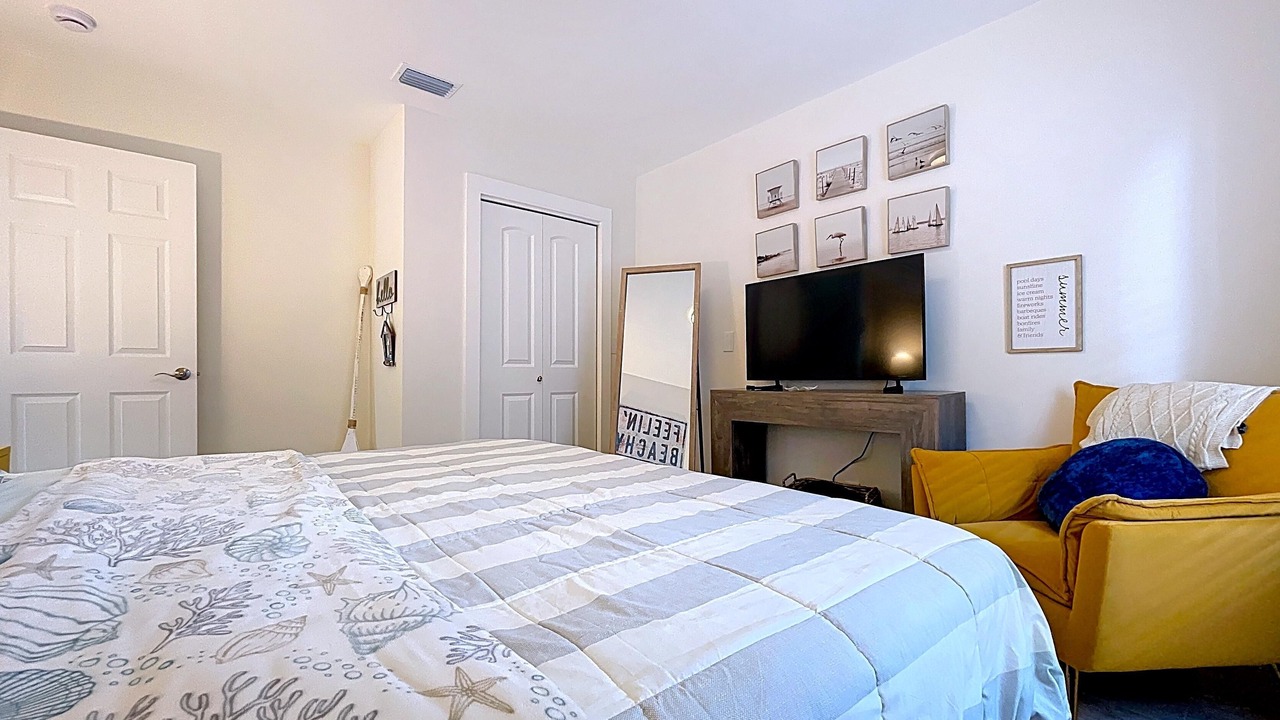 Photo of Bedroom in Holmes Beach