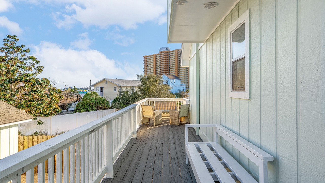 Photo of Patio Balcony in Biltmore Beach
