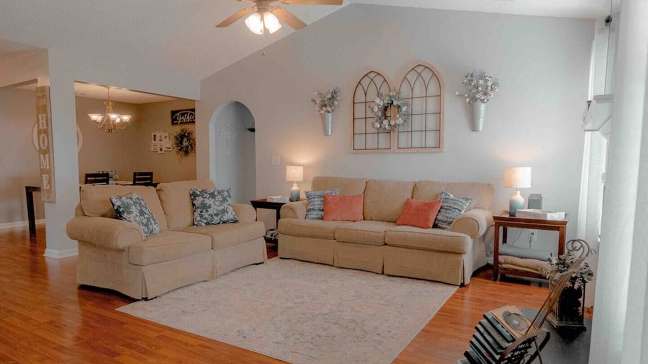 Photo of Livingroom in Houston County