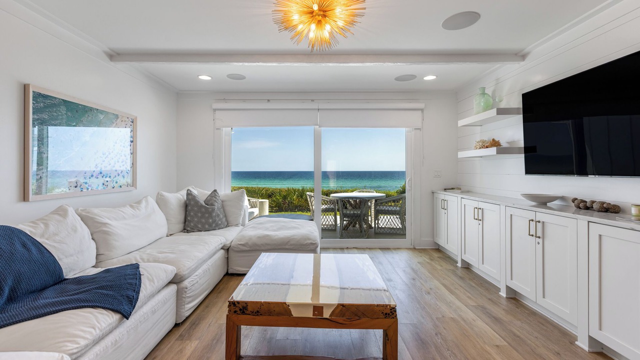 Photo of Livingroom in Seacrest