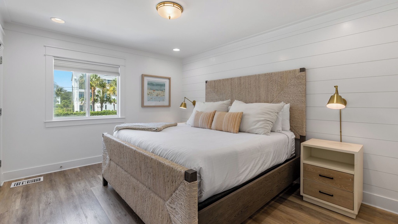 Photo of Bedroom in Seacrest
