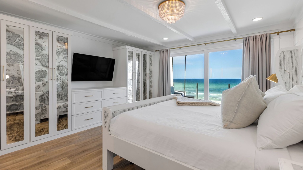 Photo of Bedroom in Seacrest