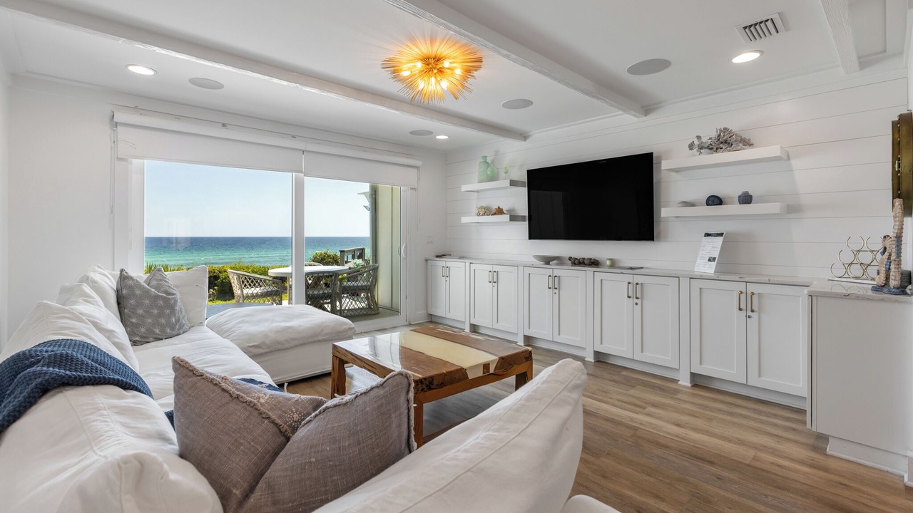 Photo of Livingroom in Seacrest