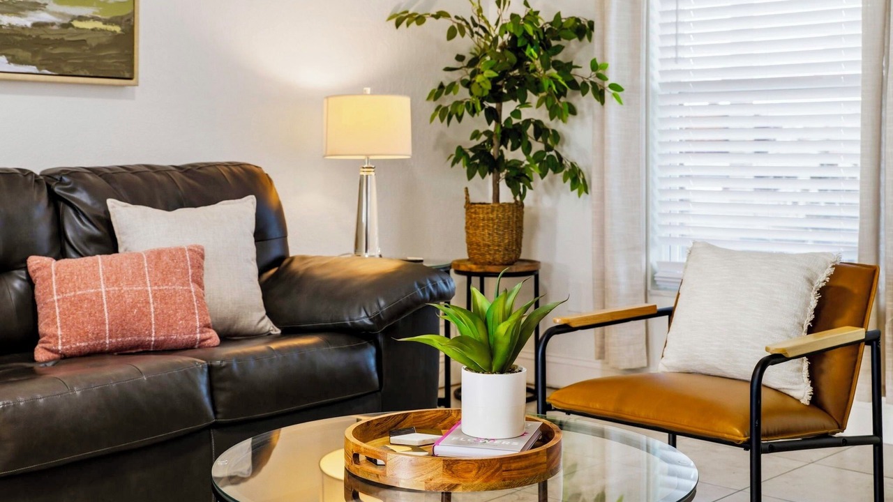 Photo of Livingroom in Greater Palm River Point CDC
