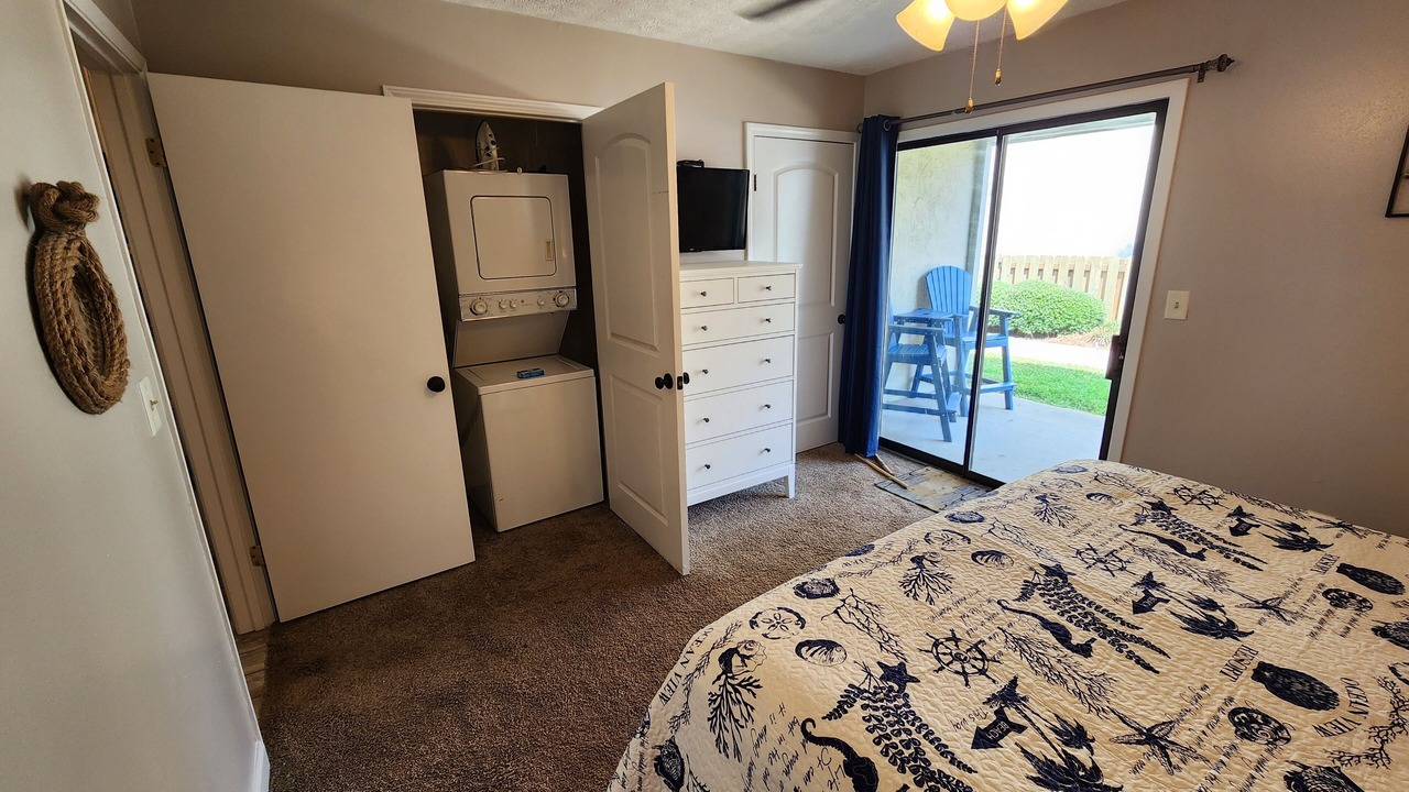 Photo of Bedroom in Holiday Beach