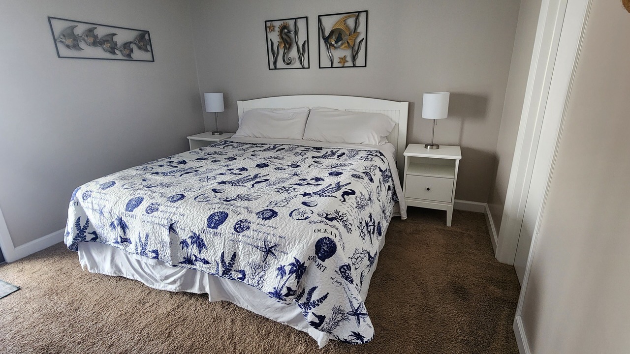 Photo of Bedroom in Holiday Beach