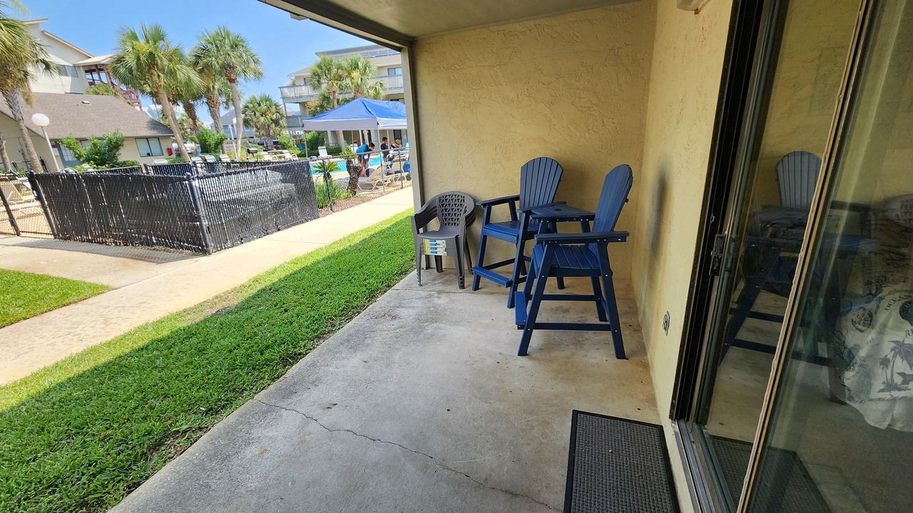Photo of Patio Balcony in Holiday Beach
