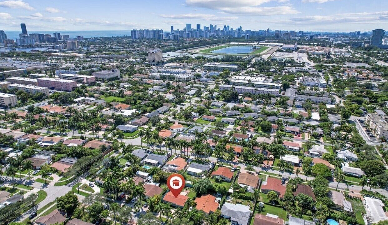 Photo of Outdoor in Hallandale Beach