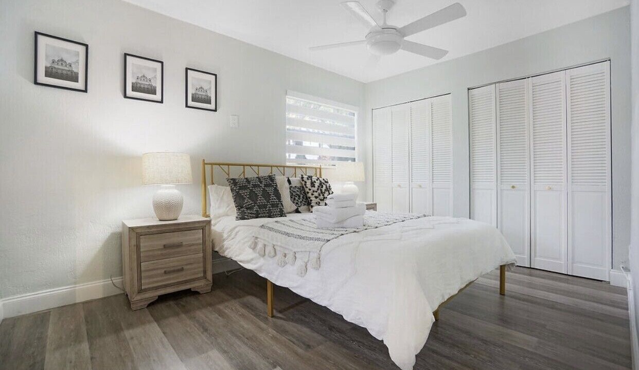 Photo of Bedroom in Hallandale Beach