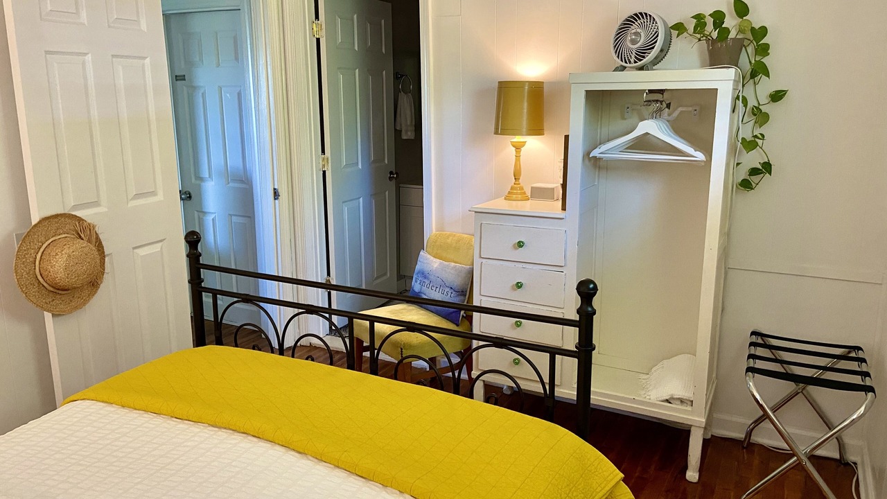Photo of Bedroom in Wewahitchka