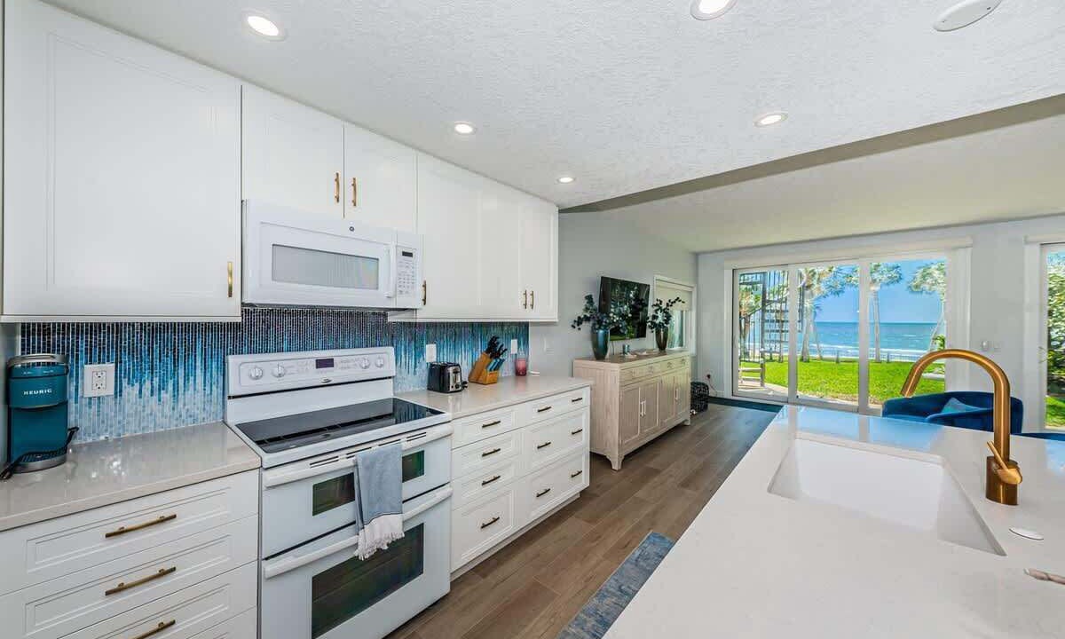 Photo of Kitchen in North Redington Beach