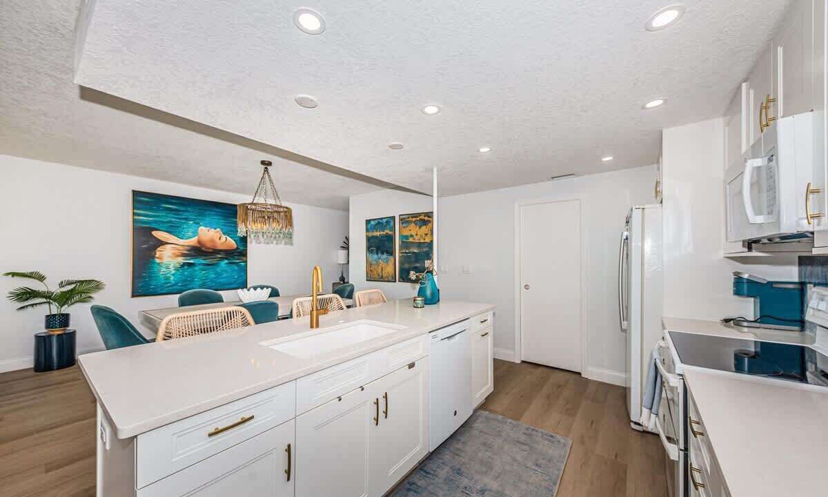 Photo of Kitchen in North Redington Beach