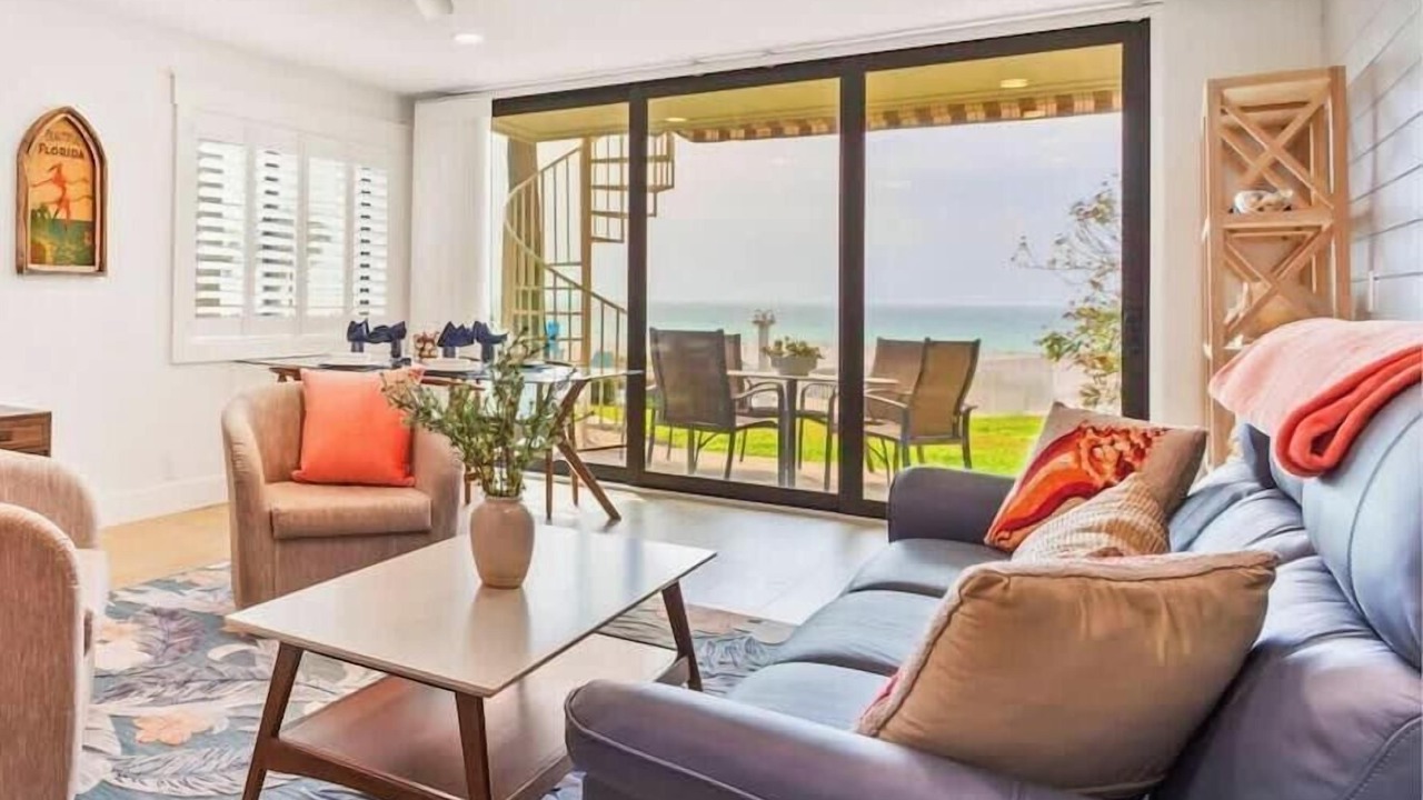 Photo of Livingroom in Belleair Beach