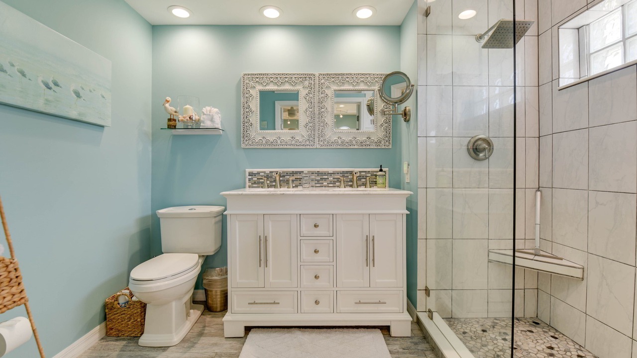 Photo of Bathroom in Sugarloaf Shores