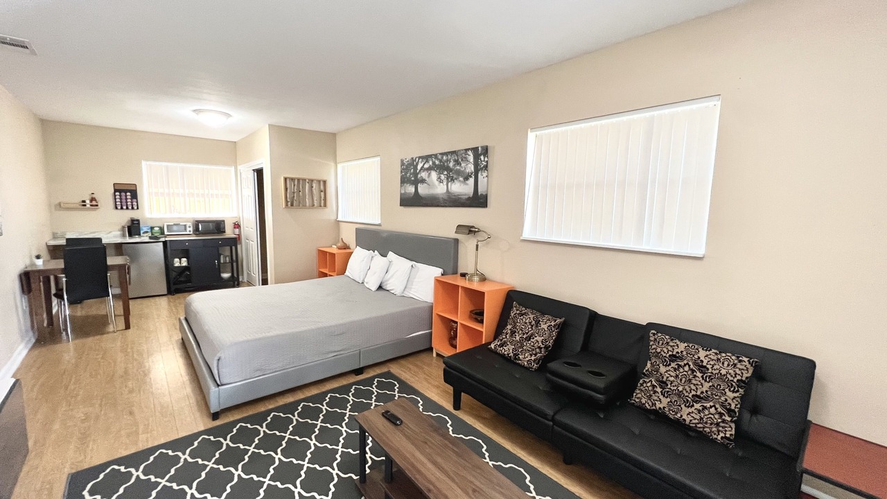 Photo of Bedroom in Winter Haven
