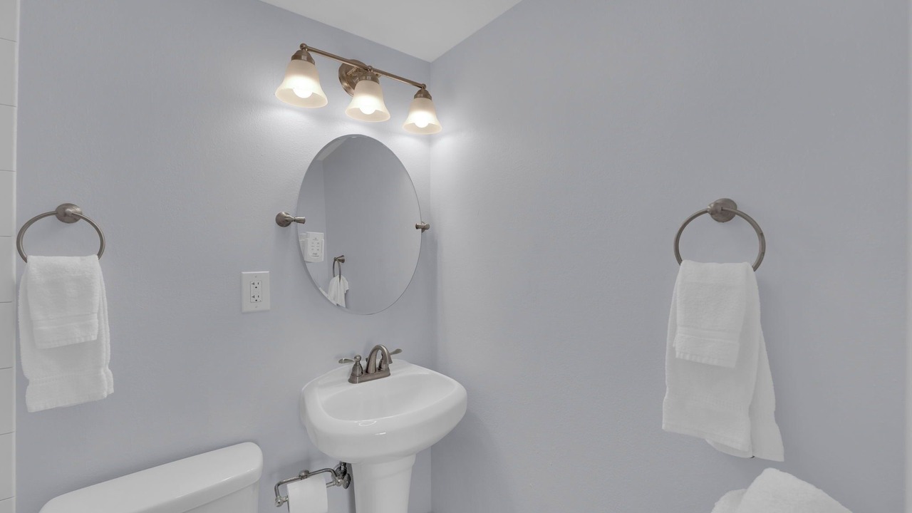 Photo of Bathroom in South Island
